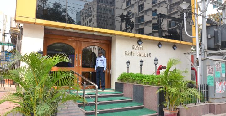 Hotel East Palace Sector V